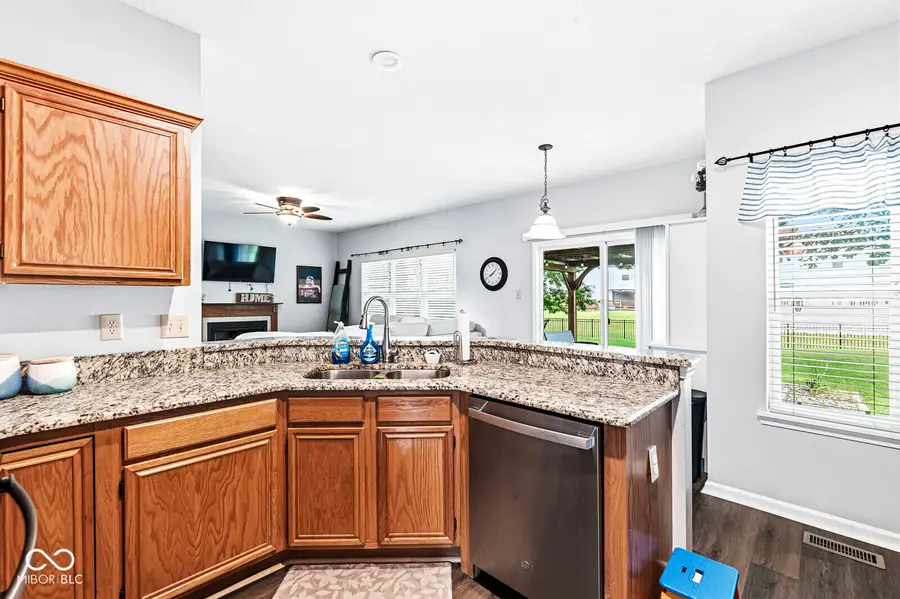 414 Winterwood Drive, Avon, IN 46123 - #2