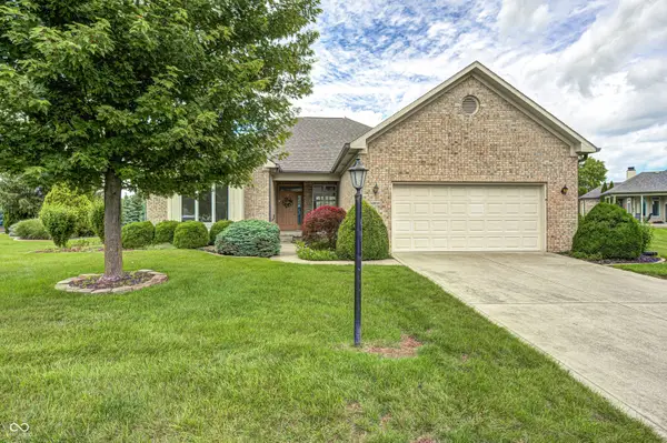10914 Lightship Court, Fishers, IN 46038