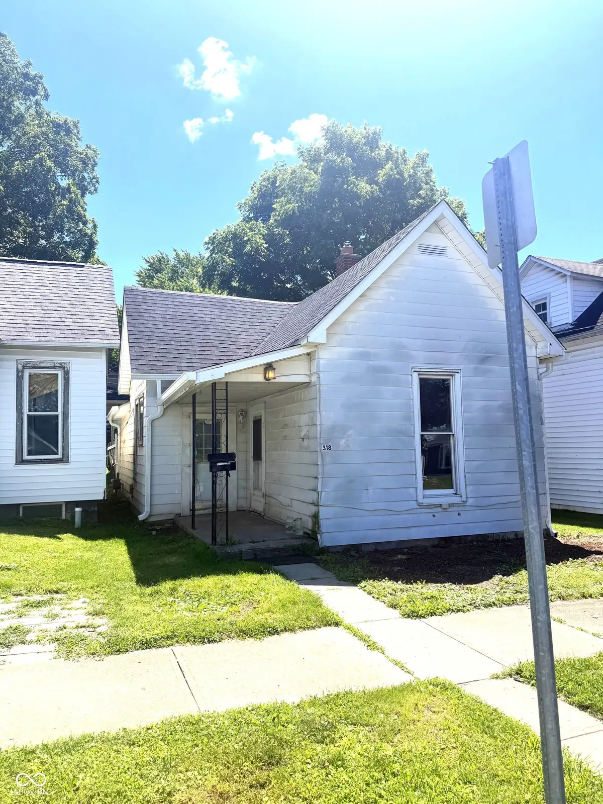 318 Milton Avenue, Anderson, IN 46012 - #1