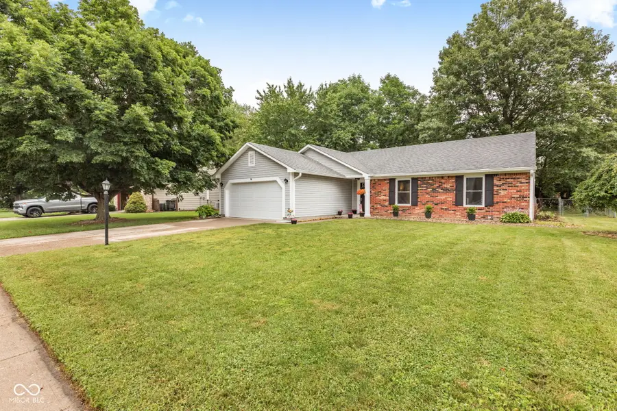 1043 Briarwood Drive, Brownsburg, IN 46112 - #3