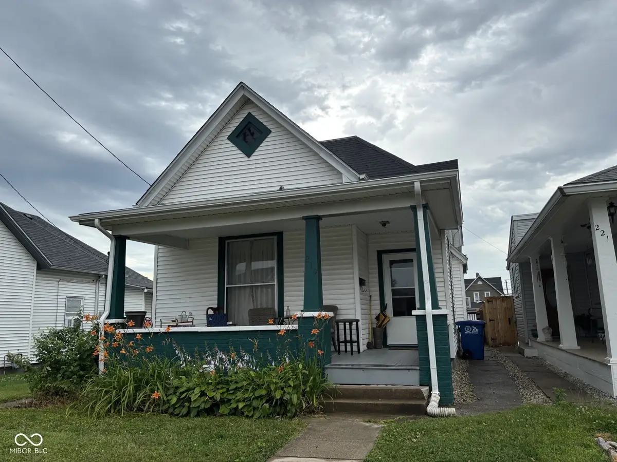 219 W Locust, Shelbyville, IN 46176 - #1