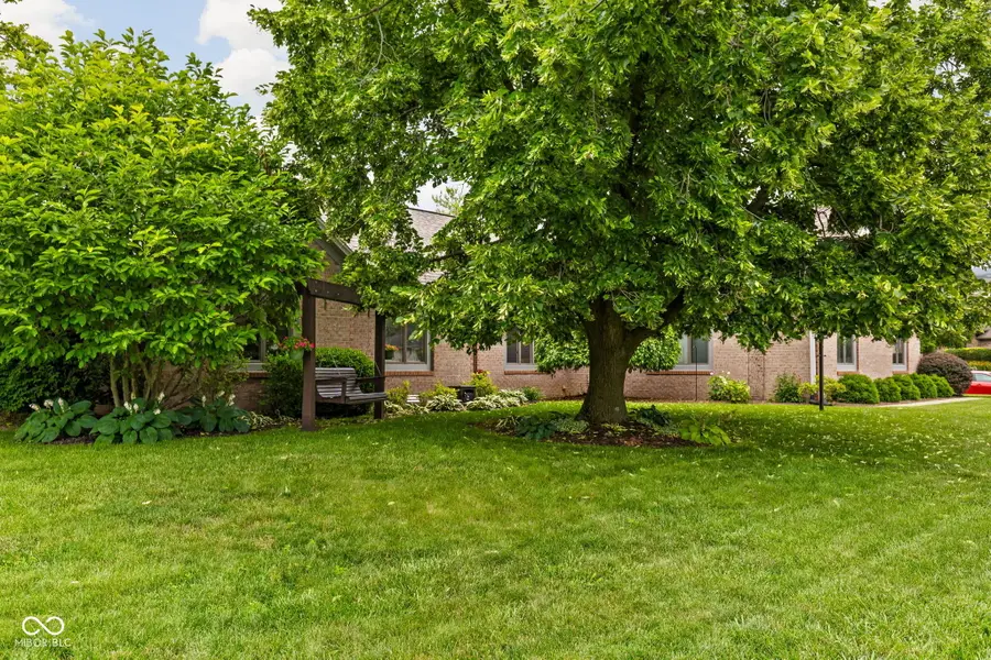 1018 Lakewood South Drive, Brownsburg, IN 46112 - #2
