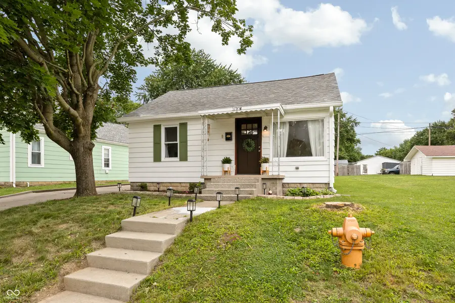 325 E Michigan Street, Fortville, IN 46040 - #2