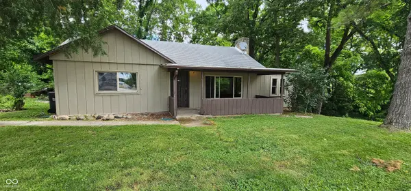 6 E Pearl Street, North Salem, IN 46165