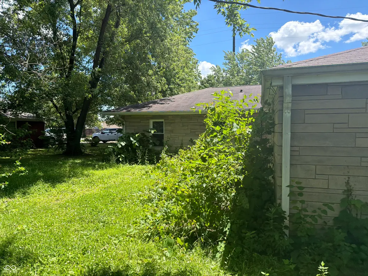 3001 N Richardt Avenue, Indianapolis, IN 46226 - #1