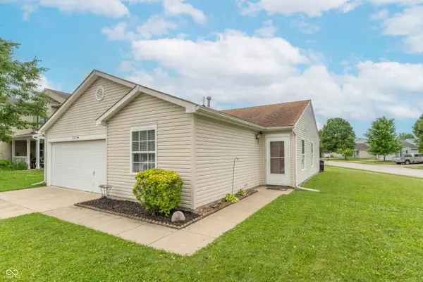 9235 Bakers Corner Drive, Camby, IN 46113