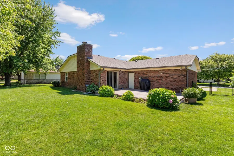 603 Oakland Way, Whiteland, IN 46184 - #2