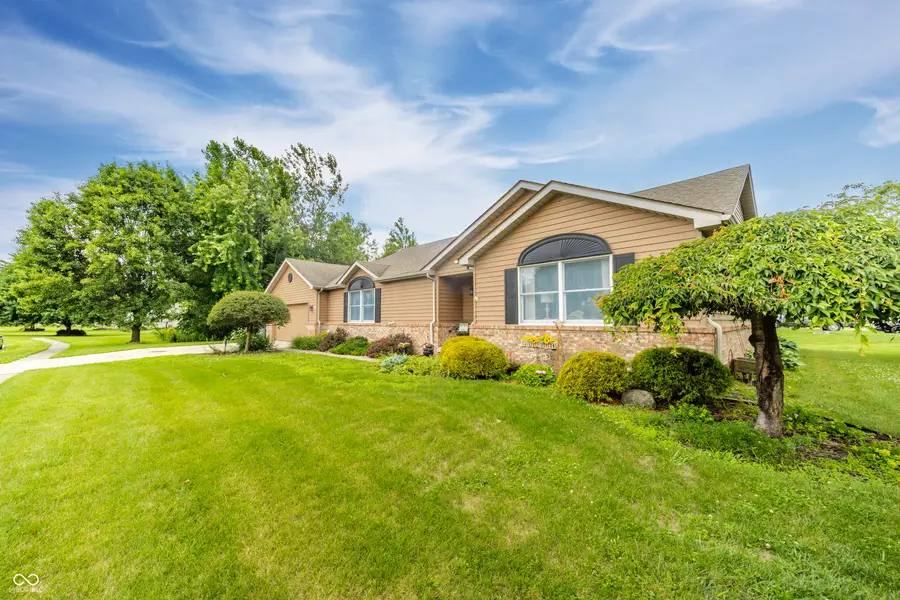 621 Buck Lane, Pendleton, IN 46064 - #2