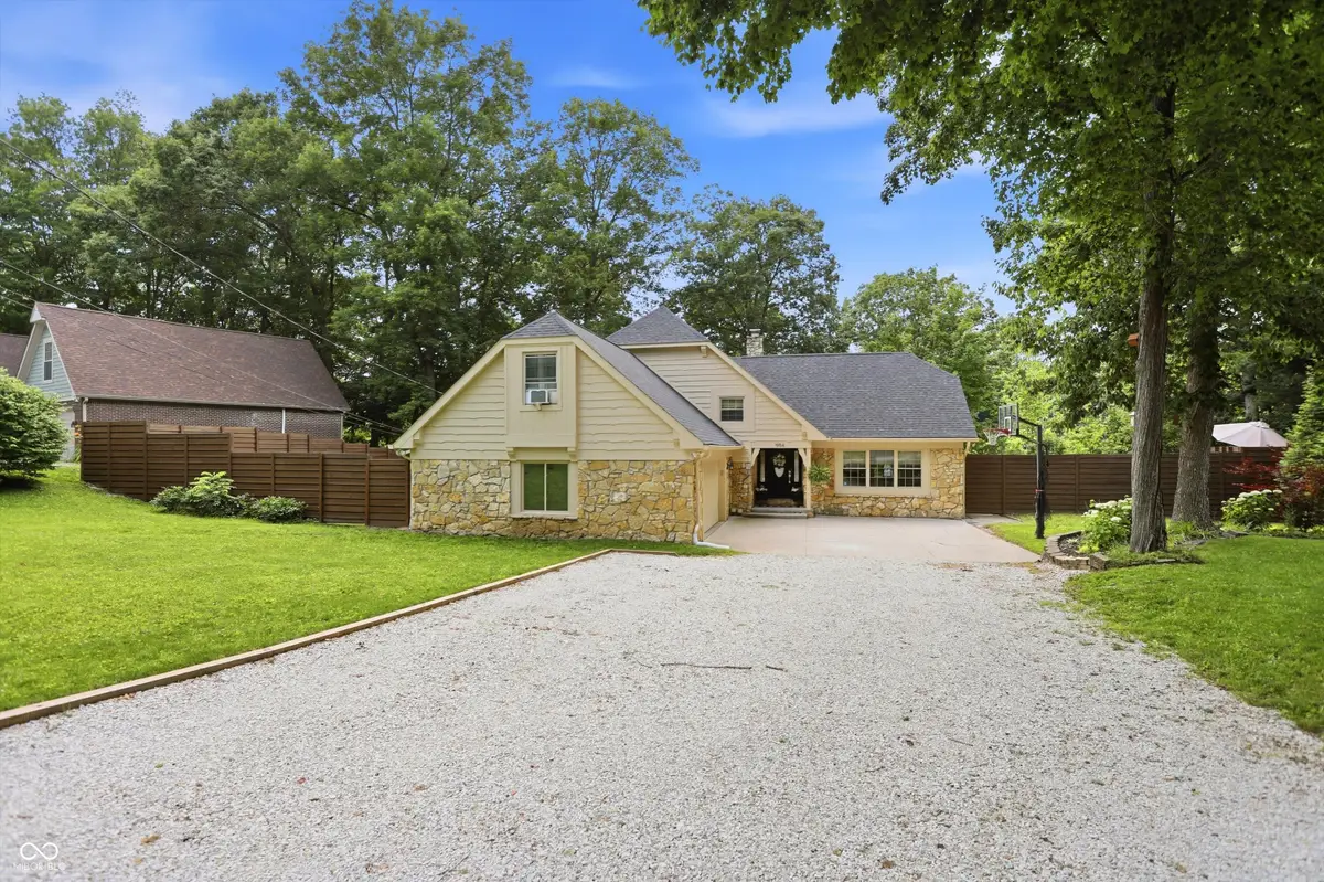 1954 Lakeview Drive, Avon, IN 46123 - #1