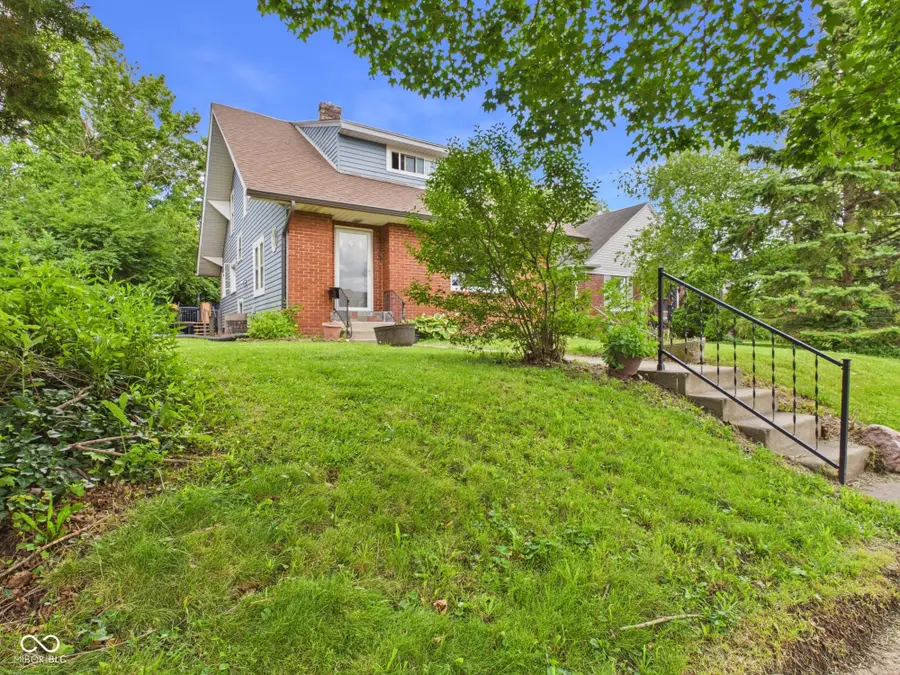 829 N Lesley Avenue, Indianapolis, IN 46219 - #2