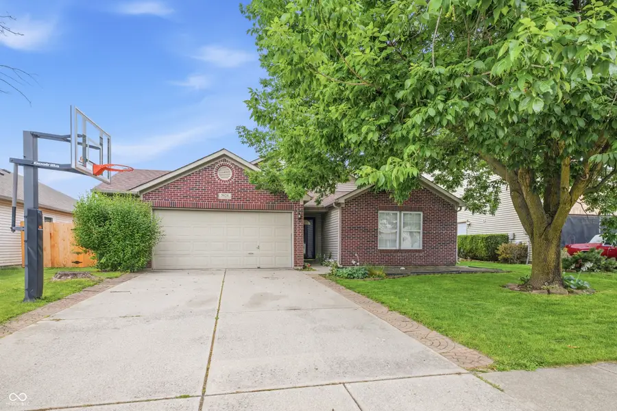 5624 N Jamestown, McCordsville, IN 46055 - #2