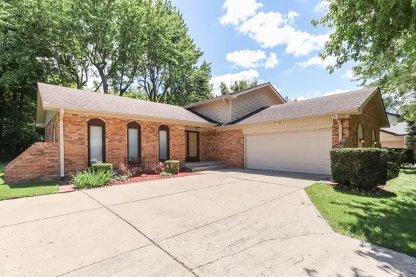 6843 Glacier Drive, Indianapolis, IN 46217