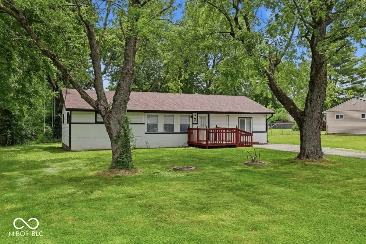 2825 Kristen Drive E, Indianapolis, IN 46218 - #1
