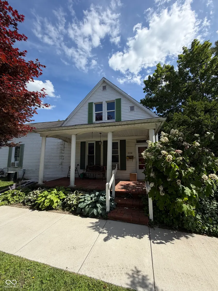 609 E Harrison Street, Martinsville, IN 46151 - #3