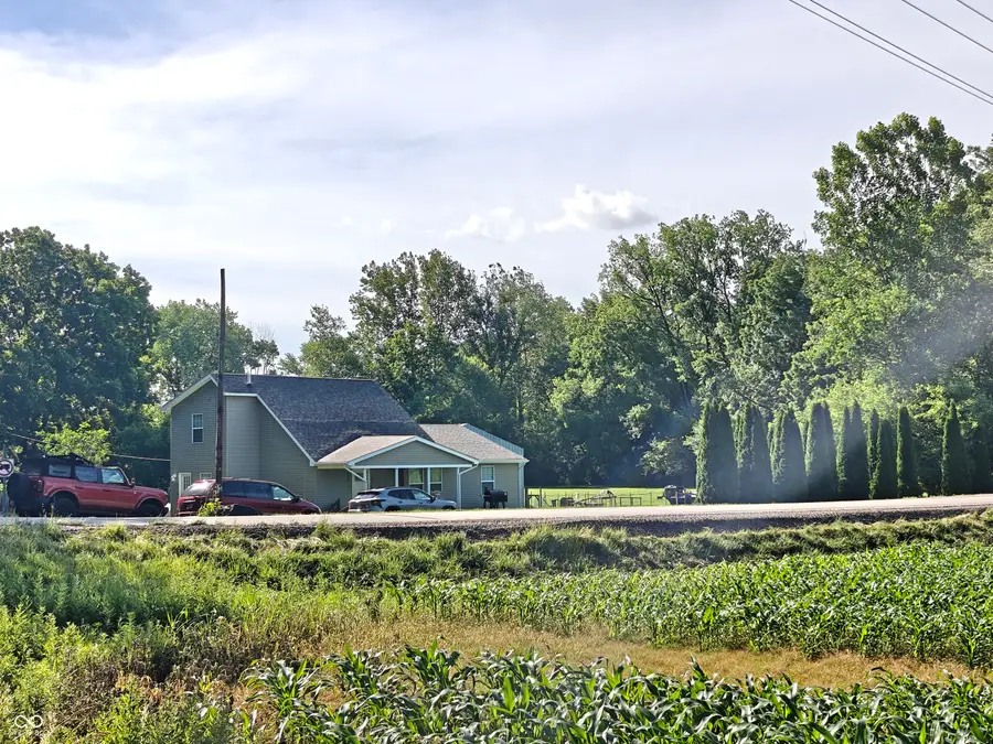 5015 E 400 N, Shelbyville, IN 46176 - #3