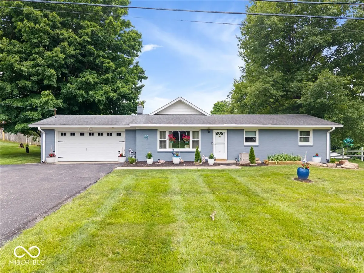 703 N Peterman Road, Greenwood, IN 46142 - #1