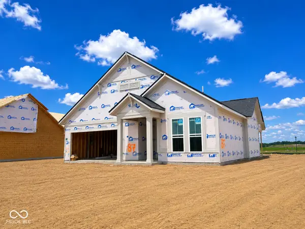 8811 Constitution Trail, Brownsburg, IN 46112