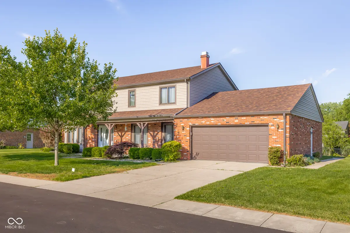 3525 River Rd Drive, Columbus, IN 47203 - #1