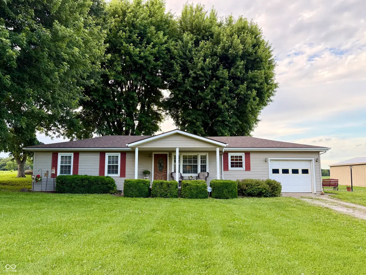 2270 W 840 S, Covington, IN 47932 - #1