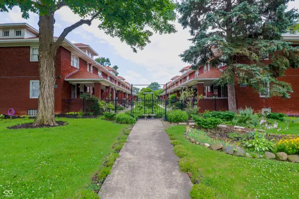 5613 E Washington Street #16, Indianapolis, IN 46219