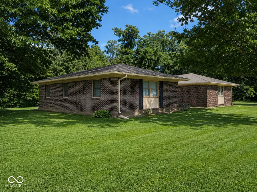 6 U Drive, Cloverdale, IN 46120 - #2