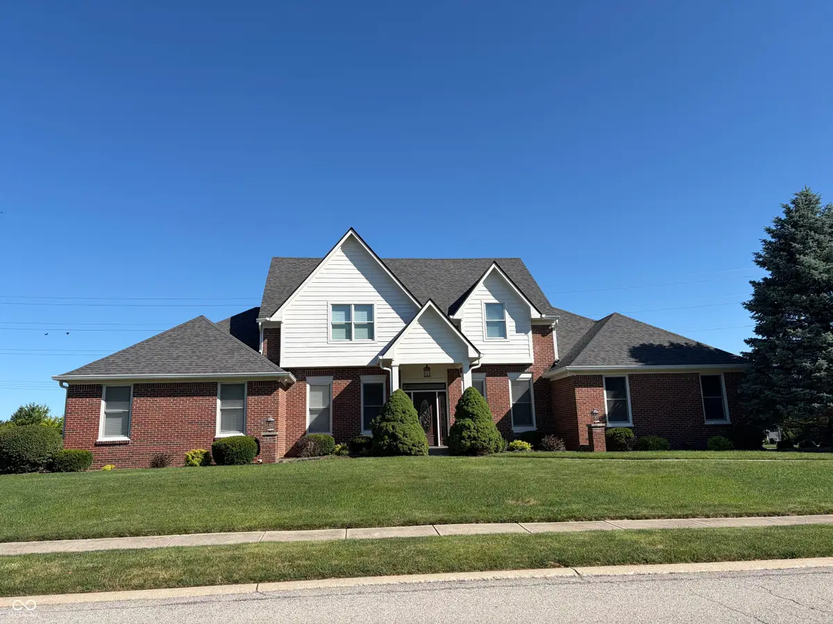 3268 W Hawthorne Drive W, Carmel, IN 46033 - #1