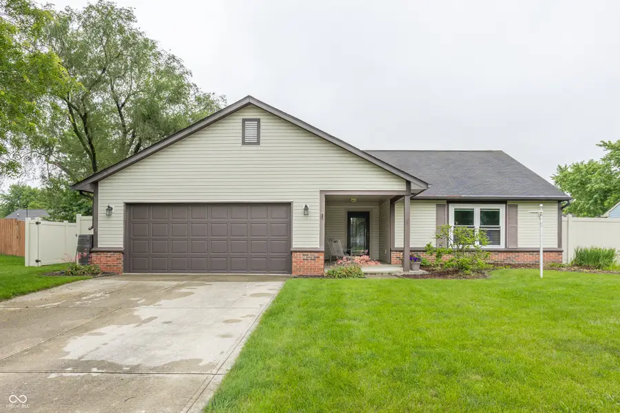 206 E Delaware Street, Fortville, IN 46040 - #3
