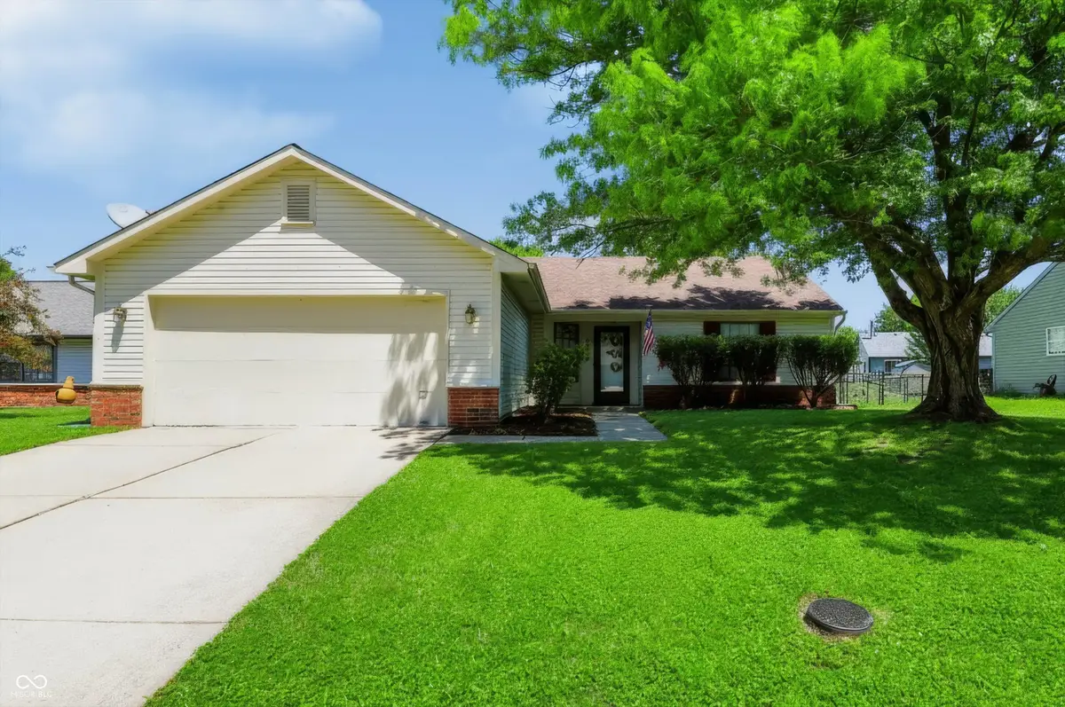 7229 Muirfield Place, Indianapolis, IN 46237 - #1
