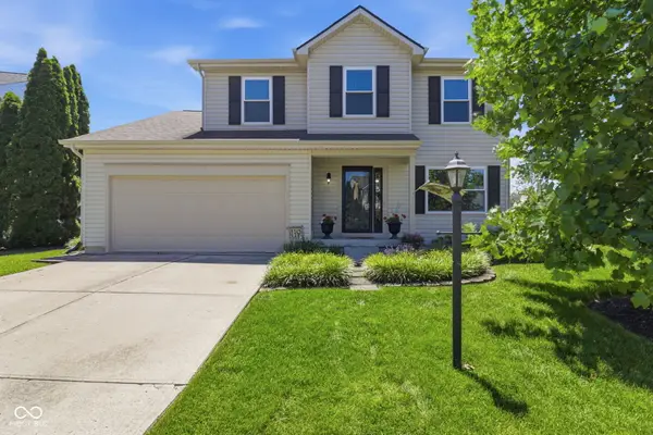13931 Wakefield Place, Fishers, IN 46038