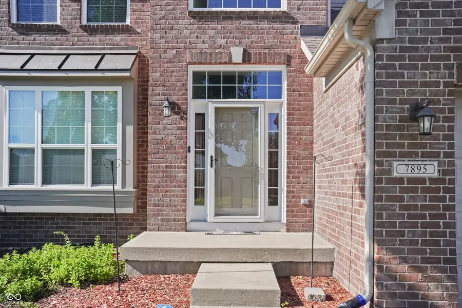 7895 Blue Jay Way, Zionsville, IN 46077 - #3