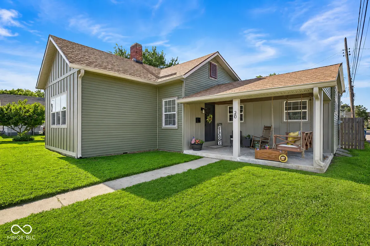 20 W Locust Street, Shelbyville, IN 46176 - #1