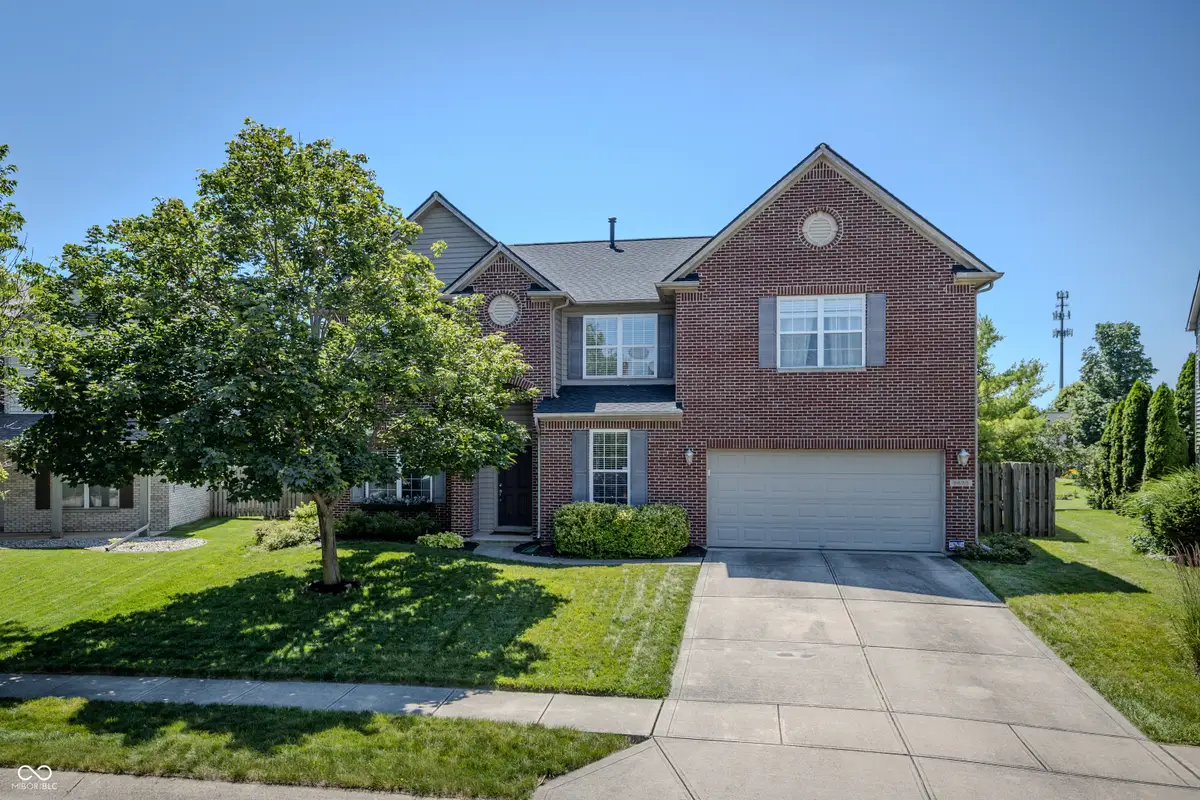 5825 Courtyard Crescent, Indianapolis, IN 46234 - #1