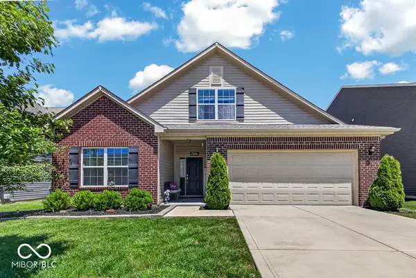 1242 Northcraft Court, Franklin, IN 46131