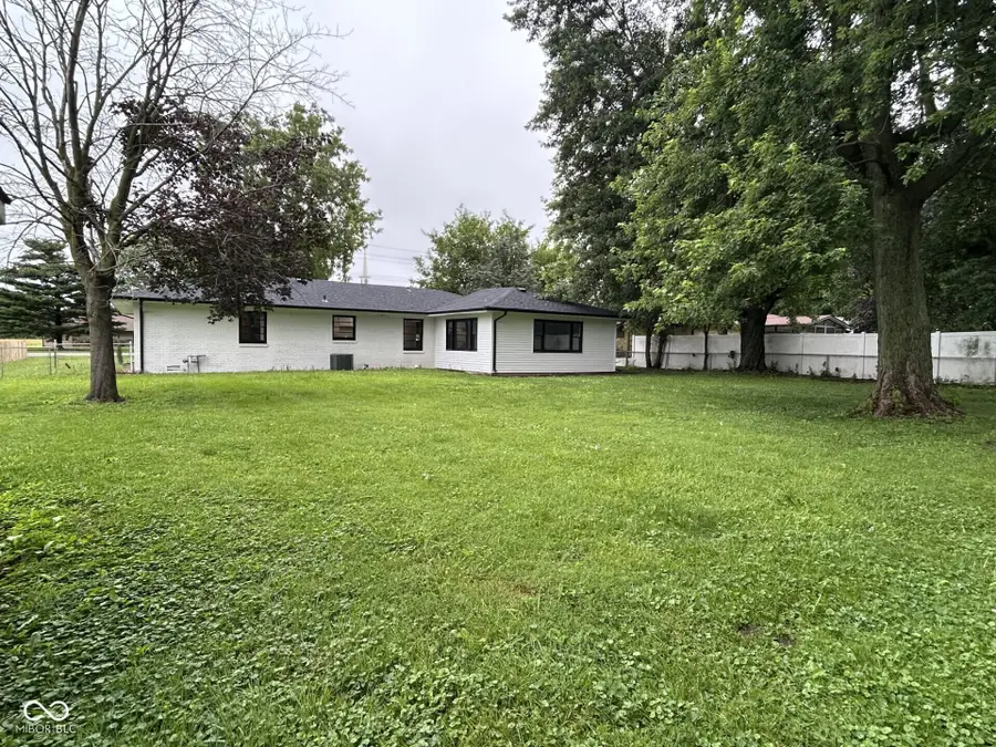 2705 W 38th Street, Anderson, IN 46011 - #3