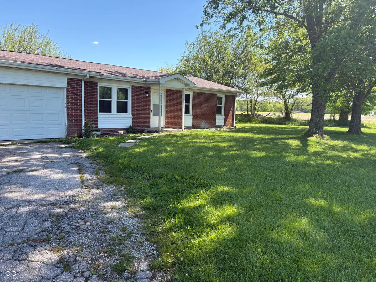 13410 E State Road 7, Elizabethtown, IN 47232 - #1