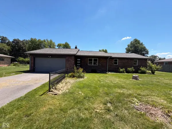 2883 S Wollenweber Road, New Palestine, IN 46163