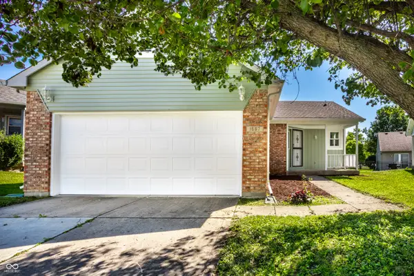 1667 Park Castle Way, Indianapolis, IN 46229