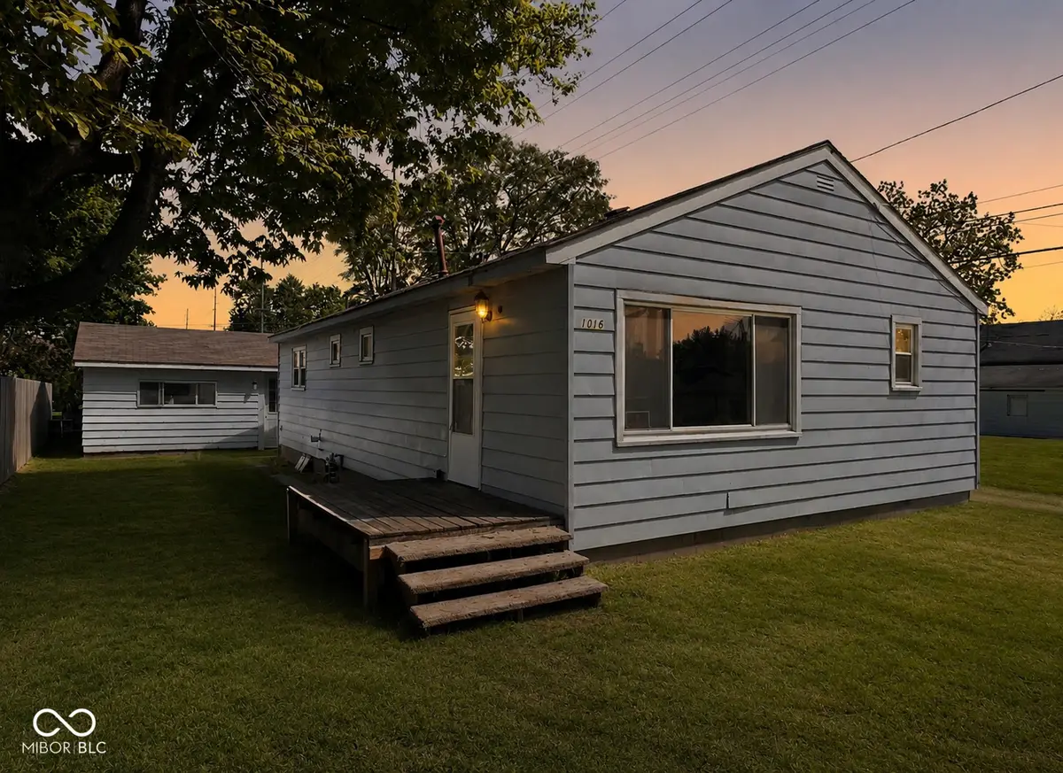1016 E 29th Street, Anderson, IN 46016 - #1