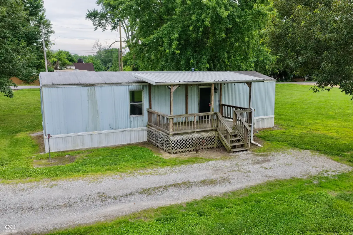 3414 W Water, Vallonia, IN 47281 - #1