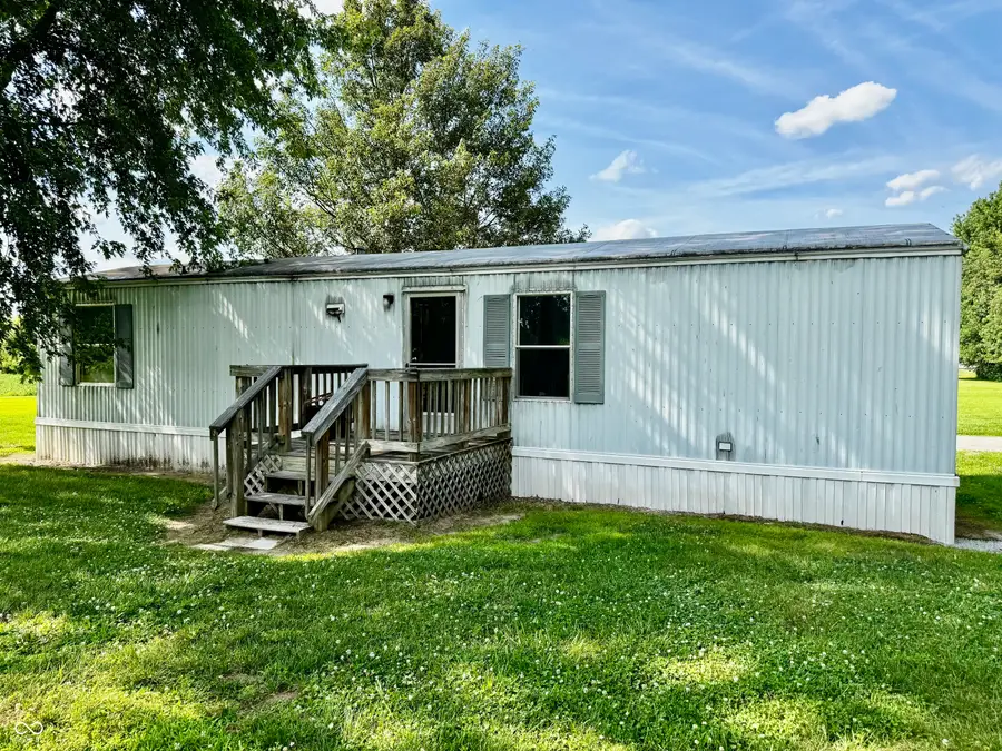 3414 W Water, Vallonia, IN 47281 - #2