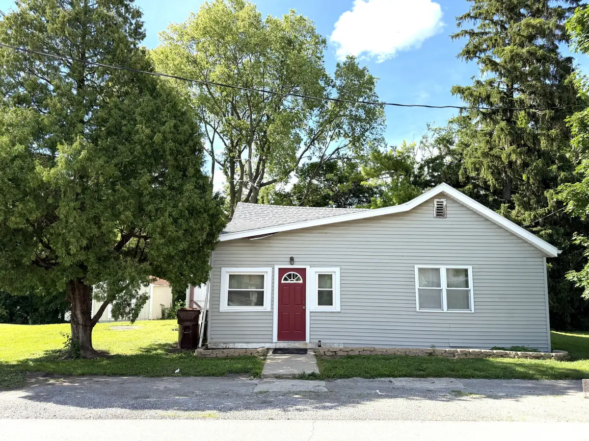 114 E Green Street, Waveland, IN 47989 - #1