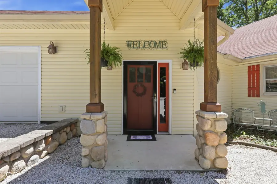 627 W Hemphill Drive, Nineveh, IN 46164 - #3
