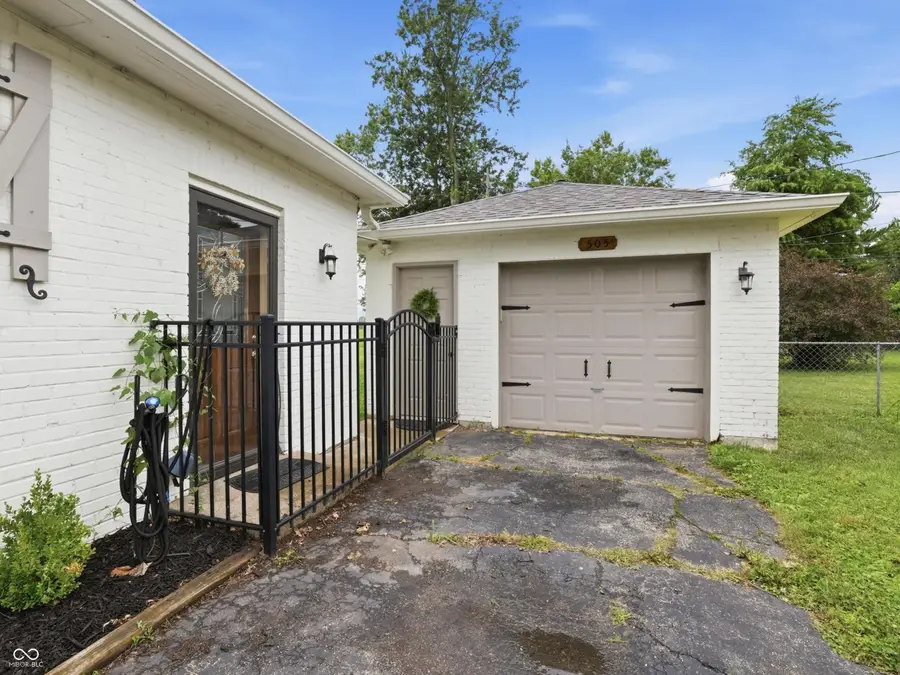 505 E 1st Street, Sheridan, IN 46069 - #2