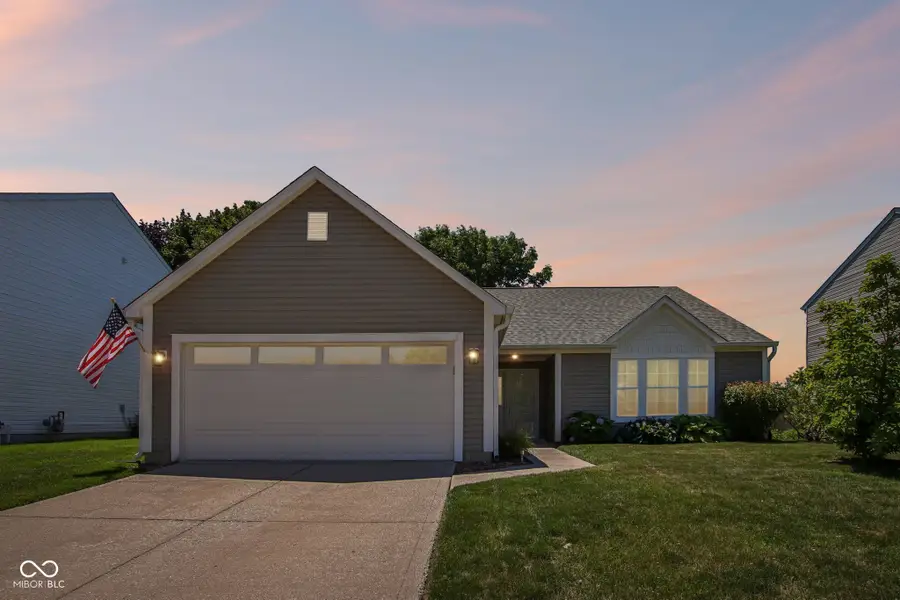 17825 Grassy Knoll Drive, Westfield, IN 46074 - #2