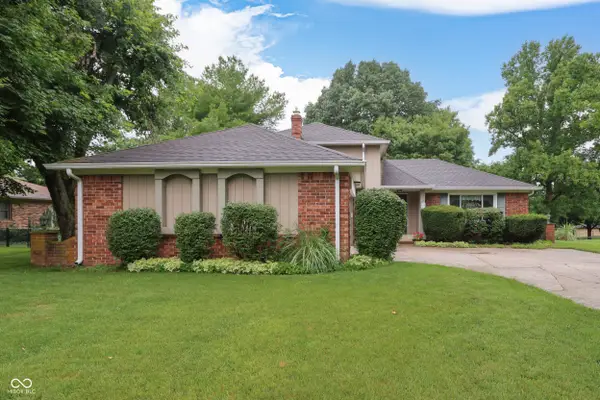 388 Leaning Tree Road, Greenwood, IN 46142