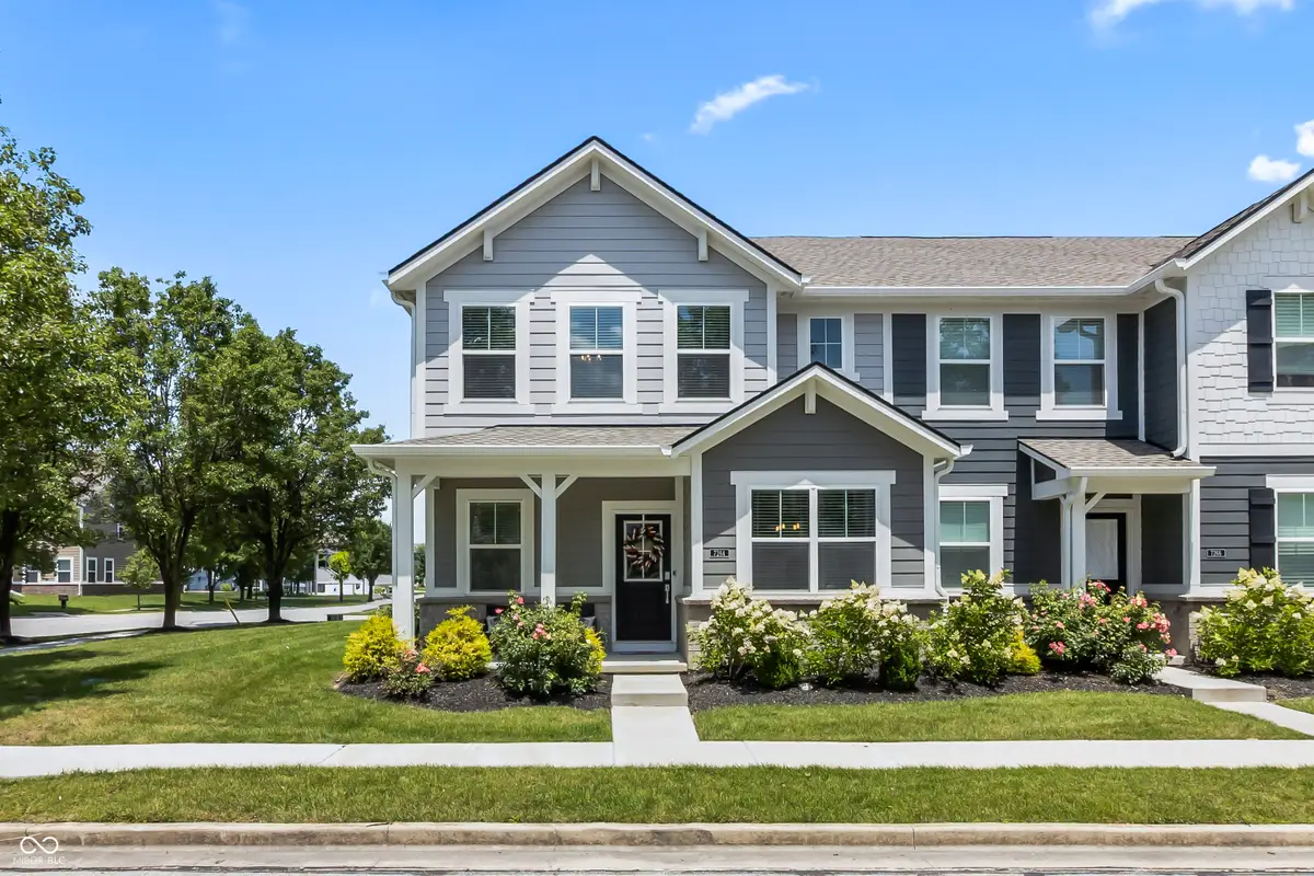 7264 Governors Row, Avon, IN 46123 - #1