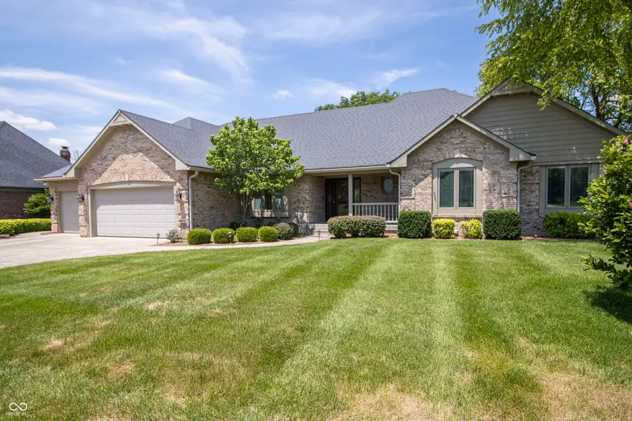 4610 Fox Moor Place, Greenwood, IN 46143 - #2