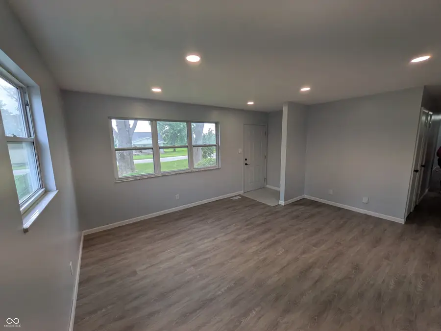 7 N Middle Street, Greenwood, IN 46143 - #3
