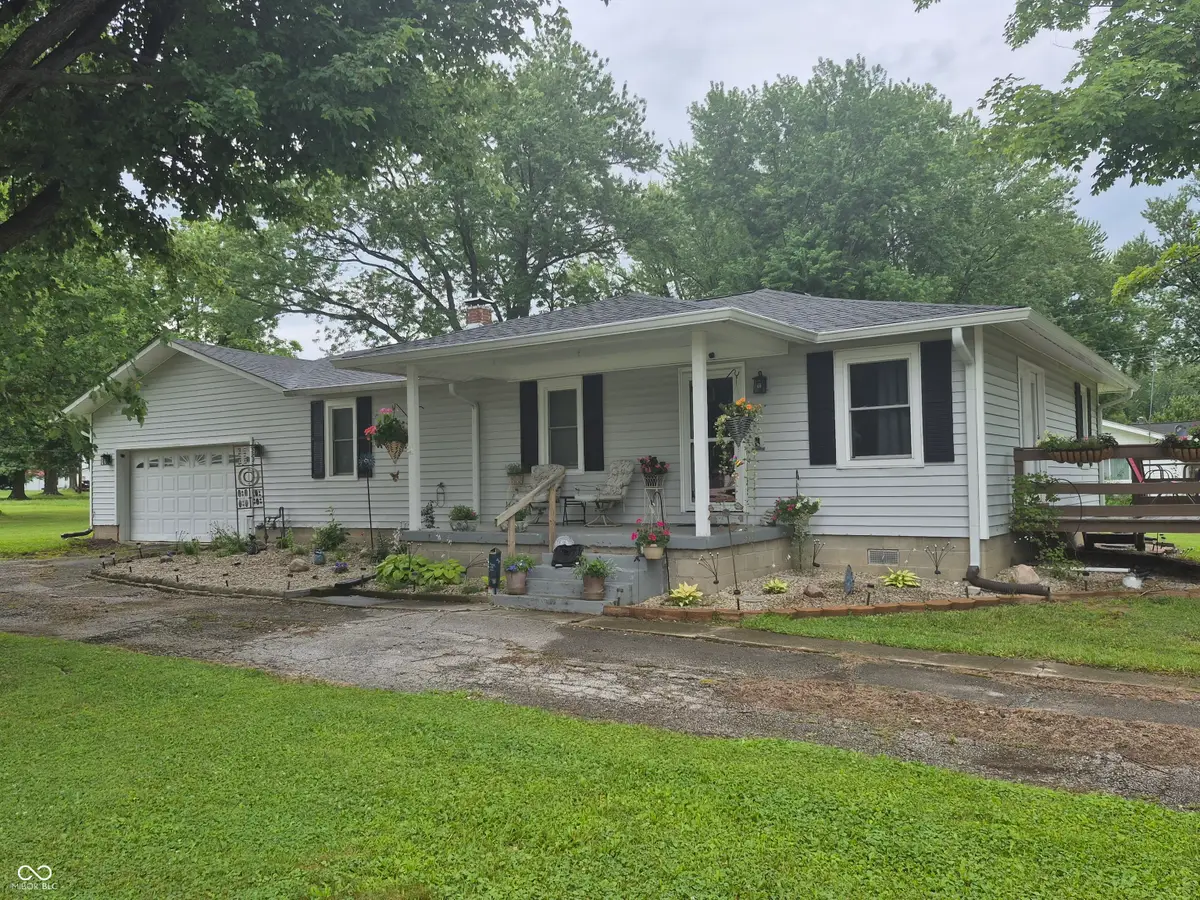 403 S Main Street, Cloverdale, IN 46120 - #1