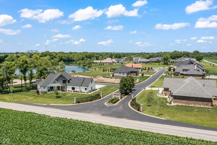 7179 N Lakeshore Drive, Greenfield, IN 46140 - #2